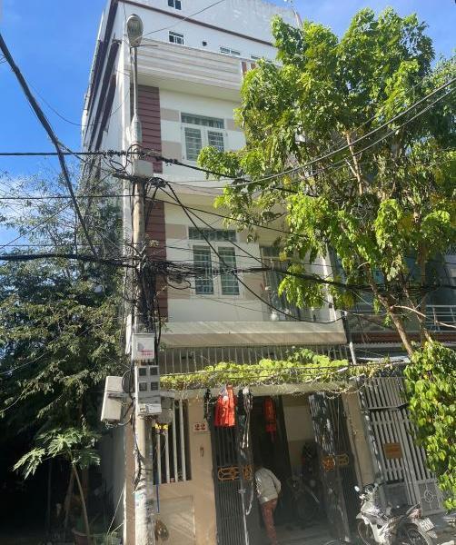 Bán Nhà mặt phố 90m²
