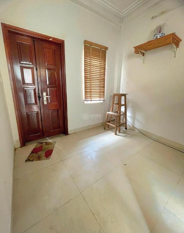 Cần bán Nhà trong hẻm 30m²