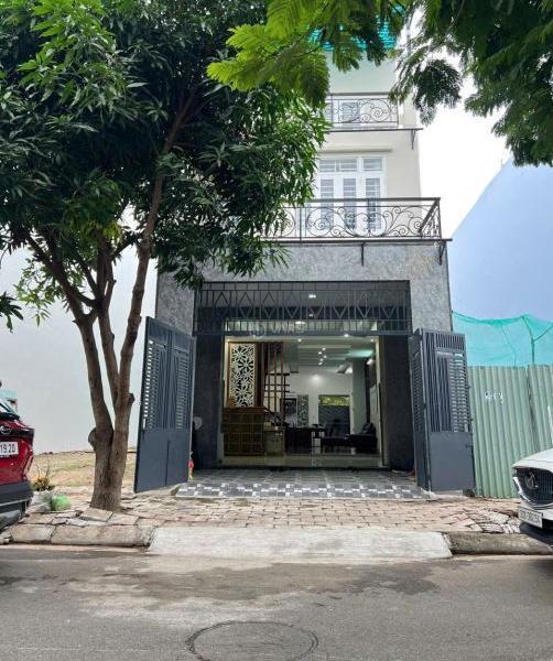 Cần bán Nhà mặt phố 97m²