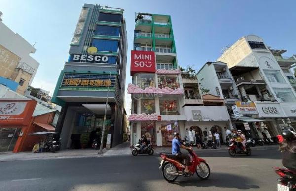 Cho Thuê 🏤 Nhà Góc 2 MT Đường Nguyễn Trãi Quận 5.KC: 7 Tầng.Giá 350tr