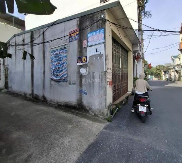 Bán Nhà mặt phố 68m²