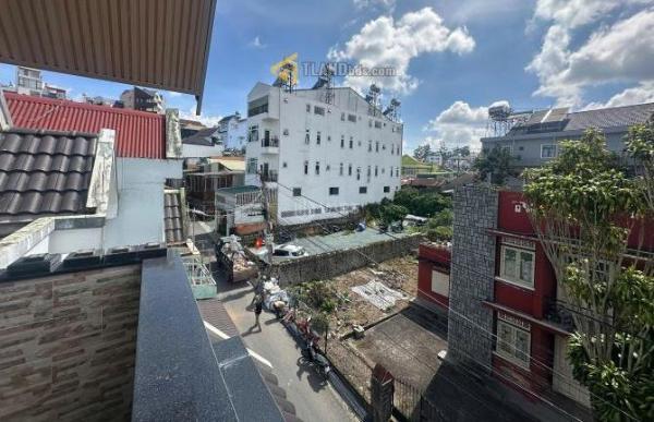 Bán Nhà trong hẻm 94m²