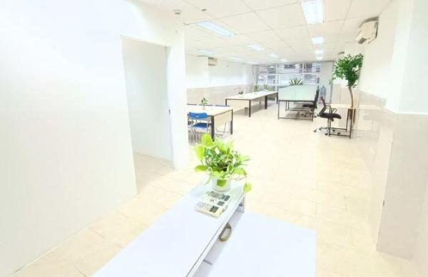 Cho Thuê Văn Phòng Đường Nguyễn Bá Tuyển, P12, Tân Bình. DT 80m2 Full nội thất 💥 - 16 triệu
