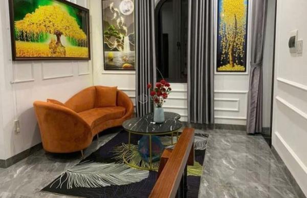 Cần cho thuê Nhà mặt phố 107m²
