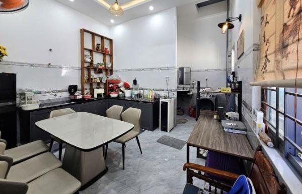 Bán nhà mặt tiền 🏬 đường Phạm Huy Thông 81m2