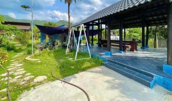 Cần bán Nhà trong hẻm 1350m²