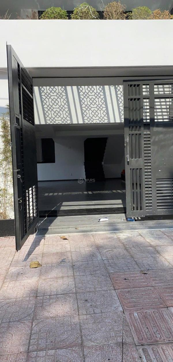 Căn góc siêu 👍 hiếm mặt tiền đường bình lợi, p.13, bình thạnh dt:5x22cn:108m2