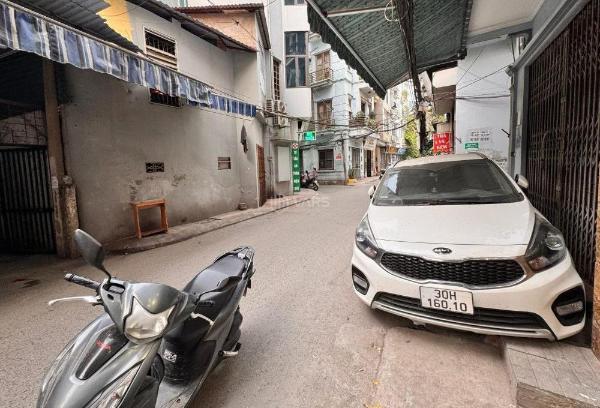 Bán Nhà mặt phố 45m²