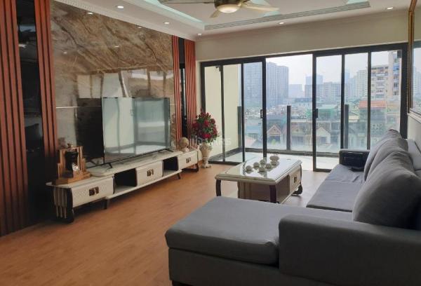 Bán căn hộ f4 trung kính 96m2 3pn 2wc 🏚️ nhà đẹp đủ đồ giá 8 tỷ lh 03331*****