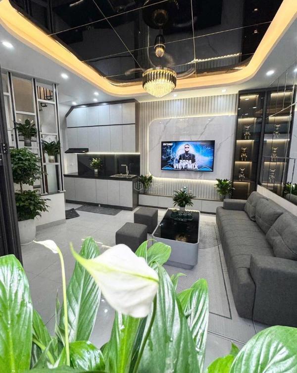 Kim mã 30m² nhà mới 🏡 5 tầng, full nội thất 6.46 tỷ