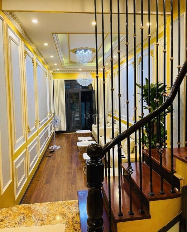 Bán Nhà trong hẻm 63m²