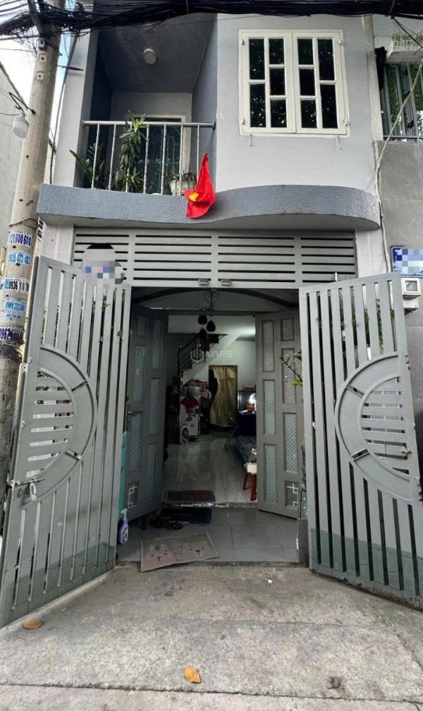Cần bán Nhà trong hẻm 27m²
