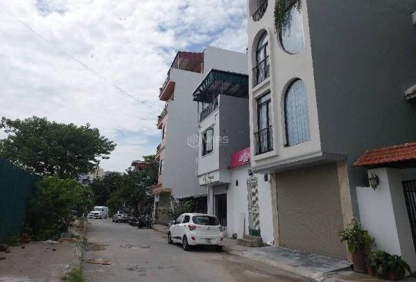 🇻🇳bán nhà 5 tầng 40m², thang máy, ô tô đỗ cửa, chỉ … 9đ 📍 vị trí vàng: 🏢 ng