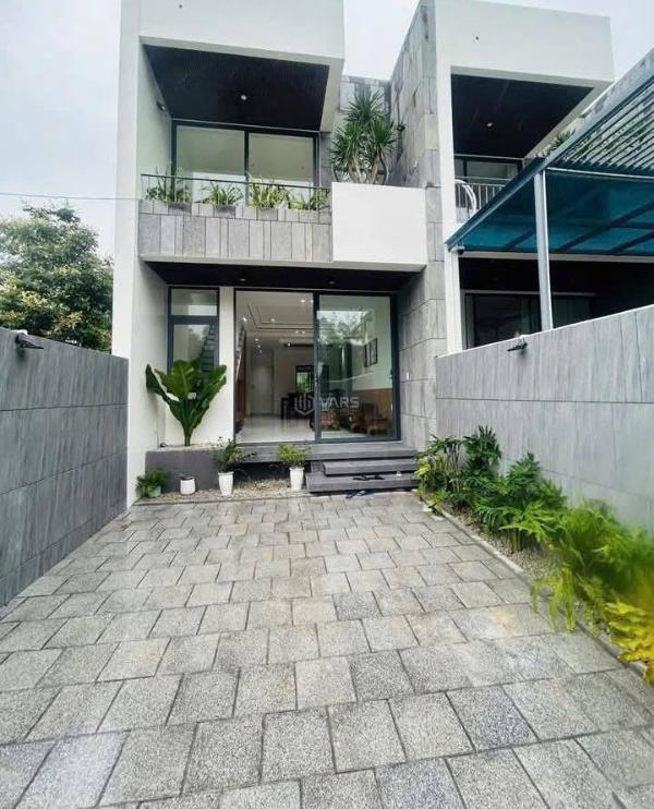 Nhà mới xây 1 trệt 1 lầu - 🏚️ thiết kế hiện đại