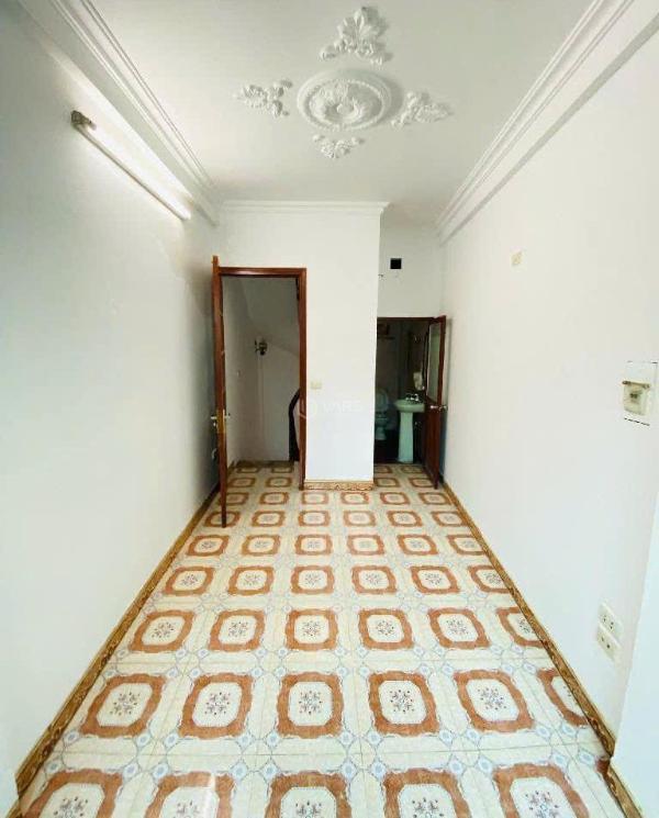 Bán nhà tôn đức thắng, hàng bột, đống 🏢 đa - ô tô đỗ cửa 20m 4.85 tỷ