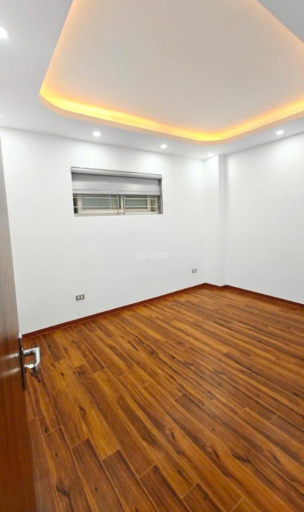 Tôi là chủ nhàcần bán gấp căn hộ chung cư 120 m2, 3 pn tòa d5a trần 🆘 thái tông