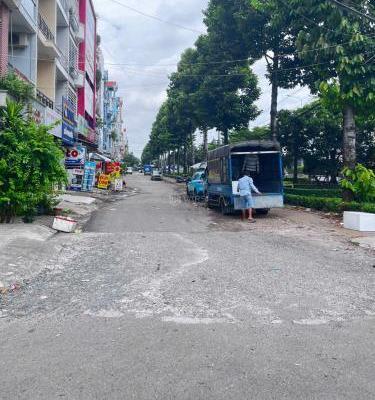 Chủ cần bán Nhà trong hẻm 160m²