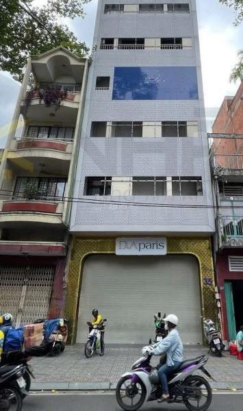 Chủ cho thuê Nhà mặt phố 1496m²