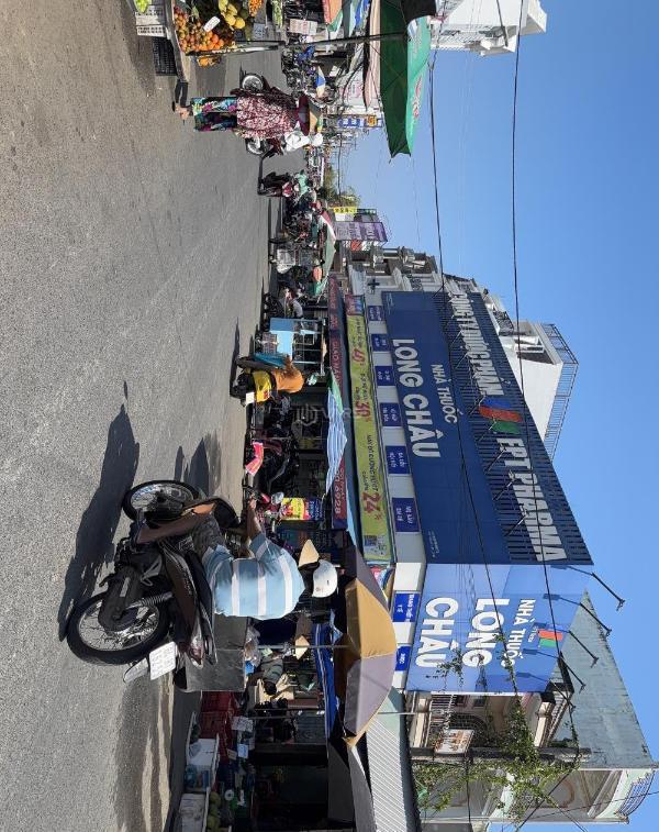 Chủ cần bán Nhà mặt phố 100m²