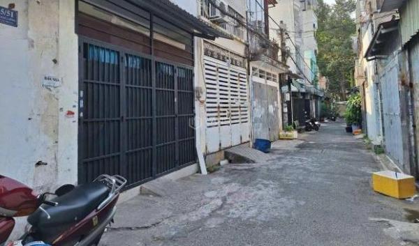 Chủ cần bán Nhà trong hẻm 65m²