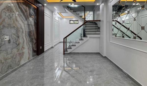 Cần bán Nhà trong hẻm 45m²