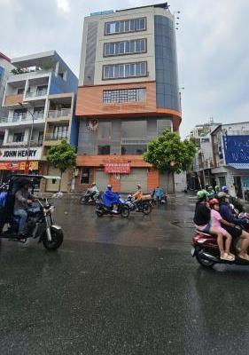 Cho thuê Mặt tiền 💥 tòa nhà 661 Lũy Bán Bích, Góc 2 MT, vị trí kinh doanh đẳng cấp