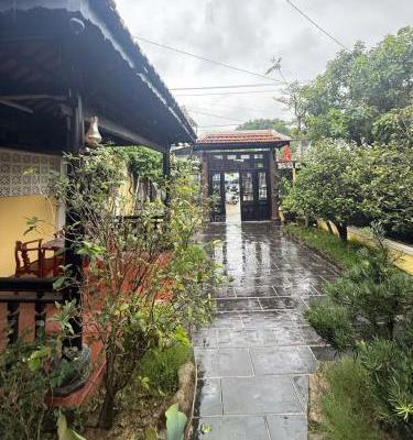 Bán đất tặng kèm nhà Rường mặt tiền ngay đoạn 🔥 Đào Tấn giao với Đồng Khởi giá chỉ 4,4X Tỷ