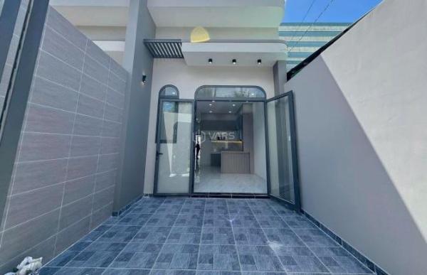 Chủ cần bán Nhà mặt phố 125m²