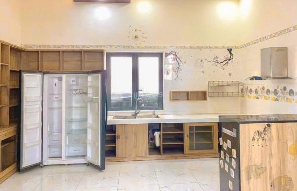 Chủ cần bán Nhà mặt phố 382m²
