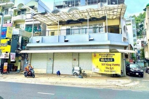 Cho thuê quán cafe góc 2MT ngay công viên Trần Phú, Q5. Dt: 15x12m, Kc: 🆘 trệt 2 lầu