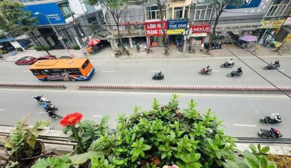 Chủ cần bán Nhà mặt phố 71m²