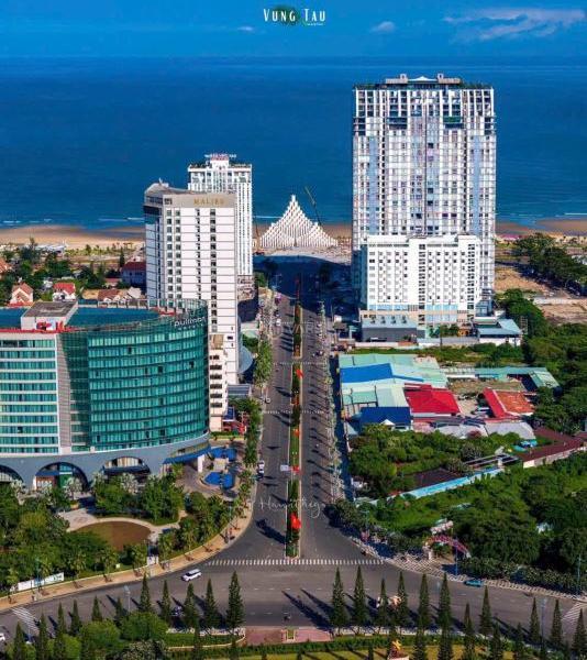 BÁN 🏤 NHÀ MẶT TIỀN VÕ THỊ SÁU, VỊ TRÍ ĐẸP NGAY CÔNG VIÊN HỒ, CÁCH BÃI SAU 600M GIÁ 15.9 TỶ
