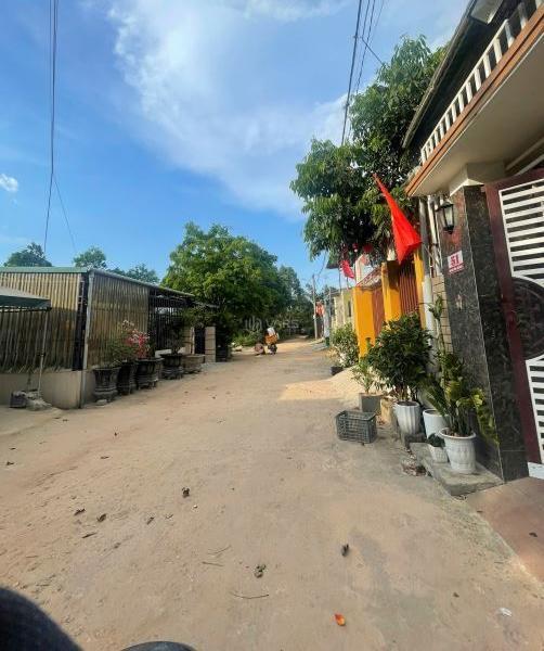 Bán Đất nền riêng lẻ 120m²