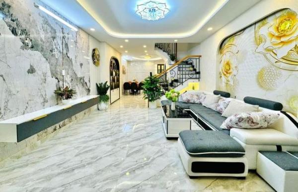 Bán nhanh căn nhà 58.5m2 ngay Tô Hiến Thành, Q10. Giá: 4 Tỷ 612 tr. SHR, vị ☘ trí trung tâm