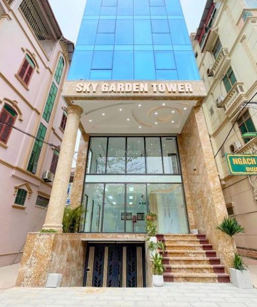 Bán Nhà mặt phố 130m²
