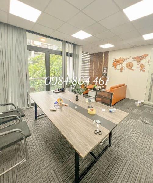 Cho thuê văn phòng dt 70m2 🆘 giá 14 triệu tại phố Hàm Nghi,Nam Từ Liêm,chia sẵn phòng ban