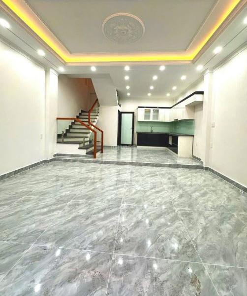 Cần bán Nhà trong hẻm 43m²