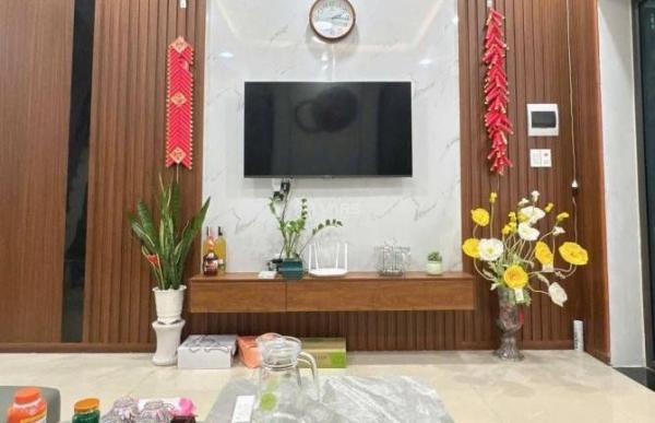 Cần bán Nhà trong hẻm 44m²