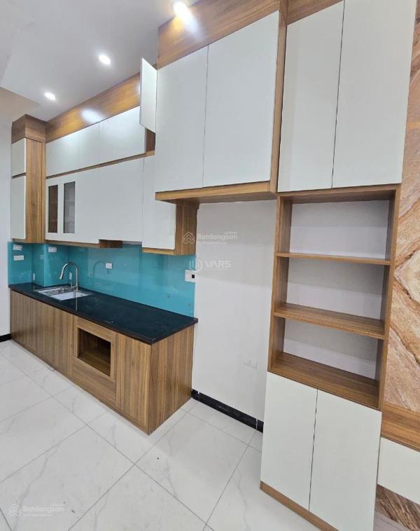 Bán Nhà trong hẻm 34m²