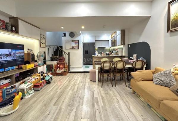 Giảm 1.5 tỷ bán nhà hxh trần bình trọng bình thạnh - 🆘 4 tầng - 4,8x 8m - 7.7 tỷ