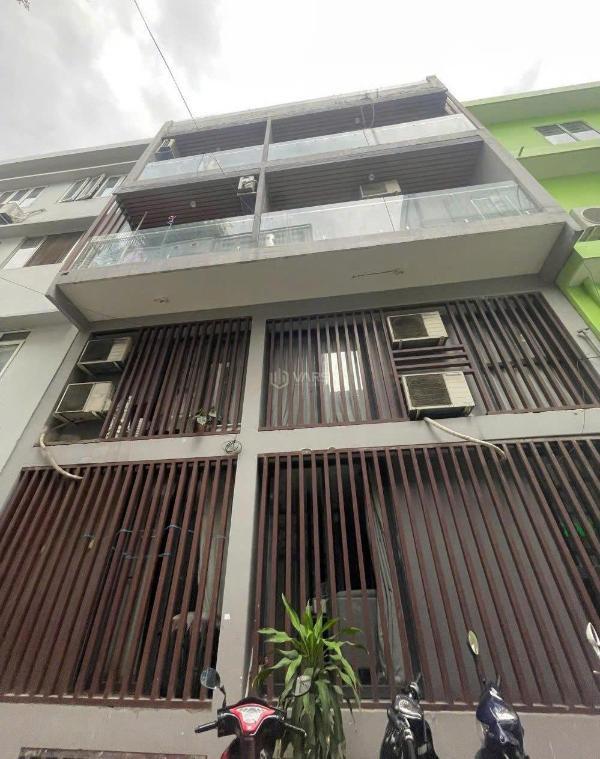 Bán nhà mặt tiền 56 trần quý khoách, phường 🏡 tân định q1, kc hầm 6 lầu giá 70t