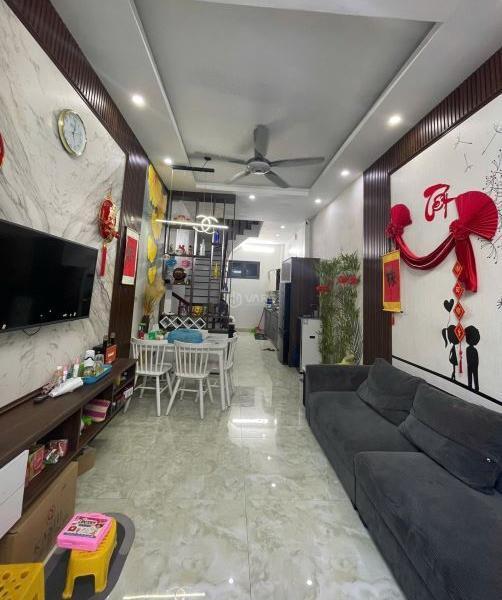 Cần Bán Gấp Nhà 🆘 4 Tầng Mới Đẹp phường Bồ Xuyên.Giá Thoả Thuận !