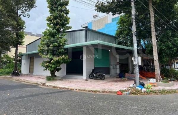 Cho thuê kho xưởng 114m² góc 2 mặt tiền đường Lạc Long 🌊 Quân, KDC Ngân Thuận, P. Bình Thuỷ,