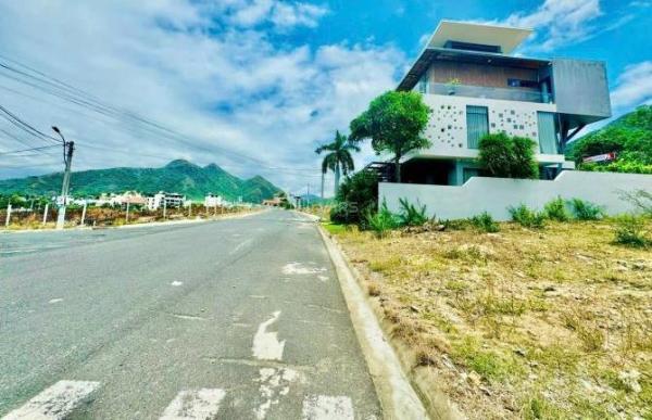 Bán lô Biệt thự Đường Triệu Quang Phục - 🏘️ View biển Vĩnh Hòa giá 48tr/1m2