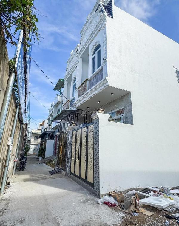 Nhà tân cổ điển giáp tân phong chỉ 🏡 từ 600 triệu