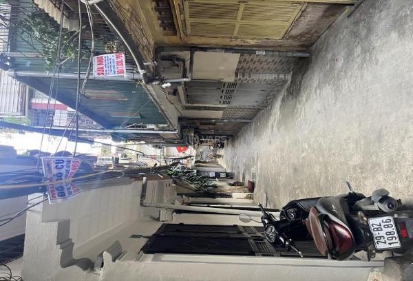 Cần bán Nhà trong hẻm 39m²