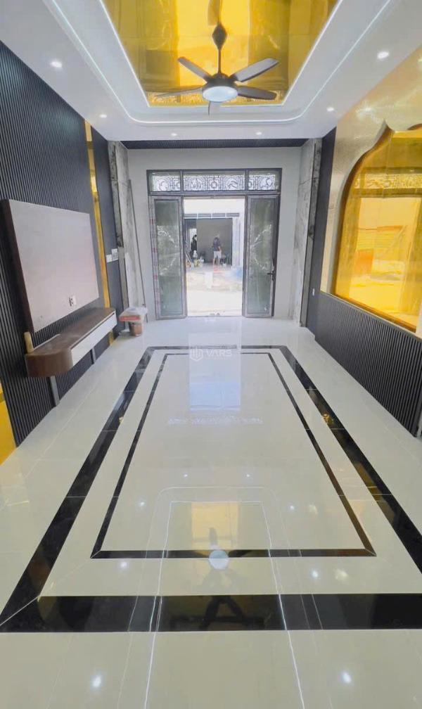 Bán Nhà trong hẻm 60m²
