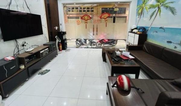 Bán siêu phẩm nhà phân 🏚️ lô yên lạc 5tầng thang máy longlanh dân xây lô góc ôtô hai bà trưng
