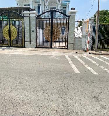 Chủ cần bán Nhà trong hẻm 120m²