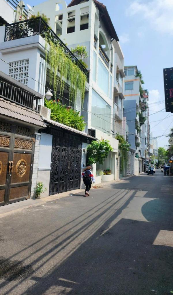 Bán Nhà trong hẻm 88m²